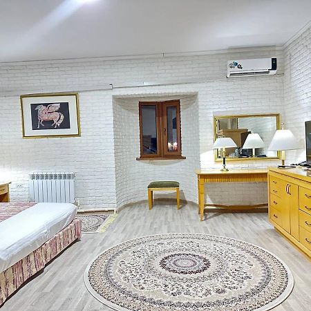 Marakand Palace Tashkent Hotel Esterno foto